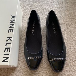 Anne Klein Mariza Black Wedge Pump Size 8.5